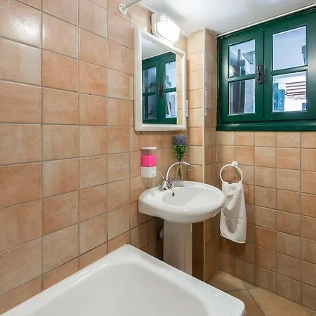 Themis House منزل ريفي