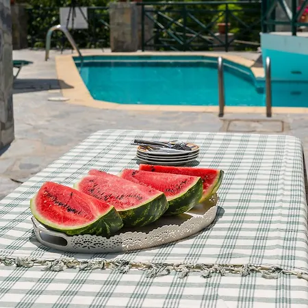 منزل ريفي Themis House Lemithou