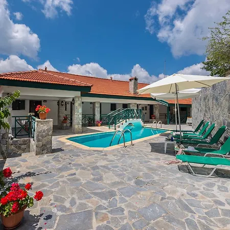 Themis House * Lemithou