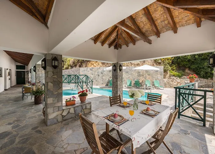 Themis House Lemithou