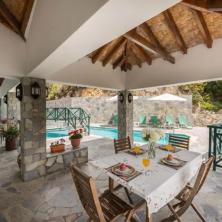 Themis House Lemithou