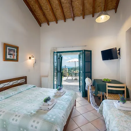 Hétvégi ház Themis House Lemíthu