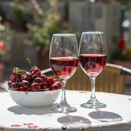 Themis House Lemíthu