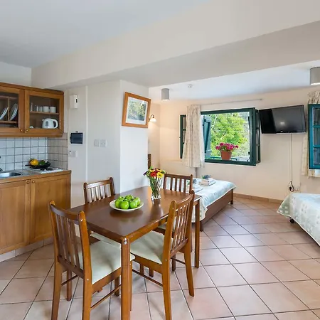 カントリーハウス Themis House Lemithou