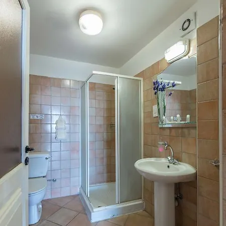 Themis House Lemíthu