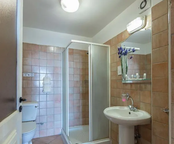 Themis House Lemithou